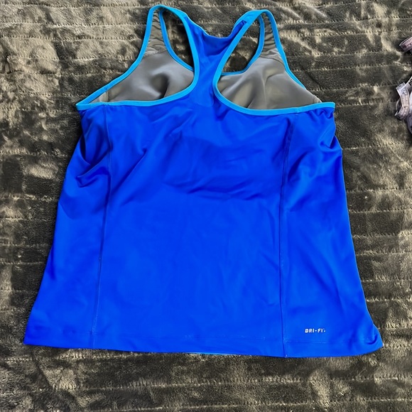 Nike Dry Fit Plus Size workout tank - Picture 4 of 10